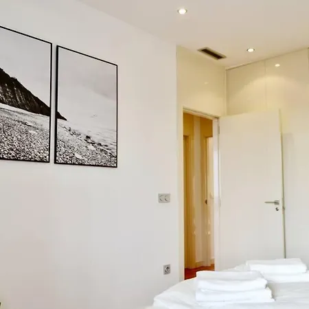 Hola Valencia - Holiday Apartments Exterior photo
