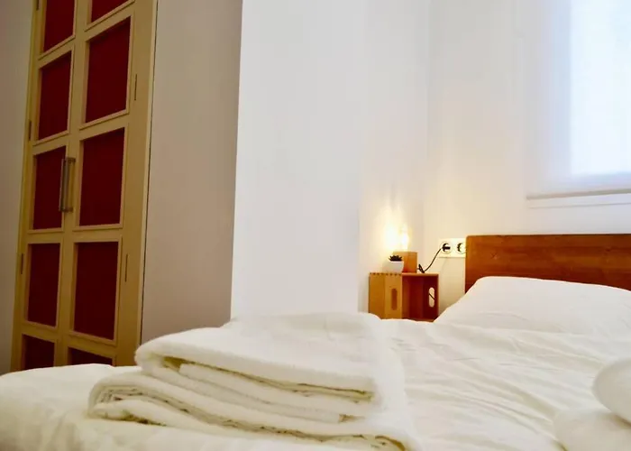 Hola Valencia - Holiday Apartments